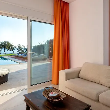 Kivotos Villa *