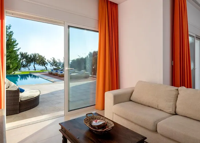 Kivotos Villa *